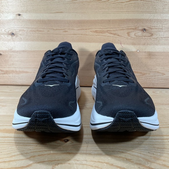 Hoka One Clifton 10 Running Shoes Women’s 11 B Black White 1162031 BWHT - Picture 5 of 9